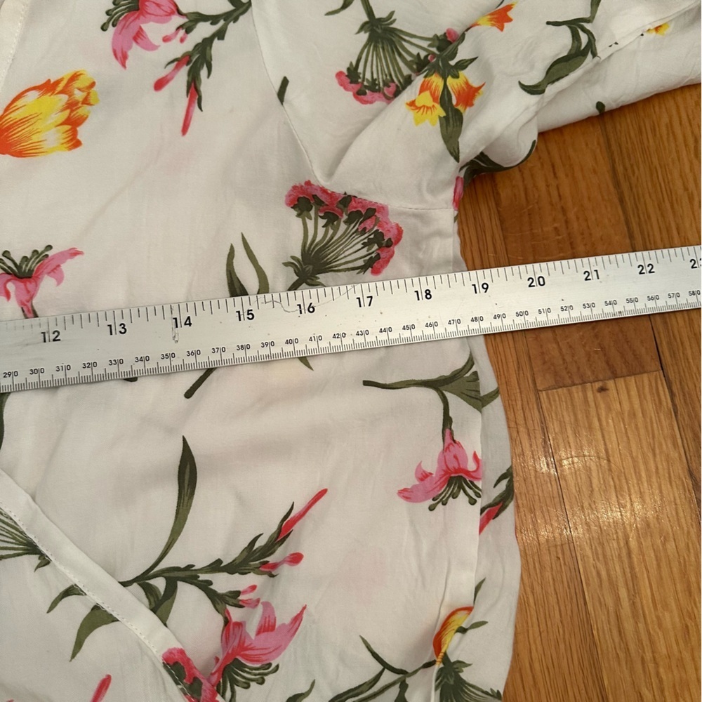 Piyama Harper White Floral Romper Size L (#2) - Picture 11 of 11